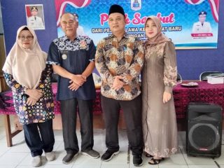 Pisah Sambut Dari Pejabat Lama Kepada Pejabat Baru, di Lingkungan Kantor Kecamatan Warunggunung