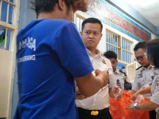 Rutan Kelas I Tangerang Penuhi Hak Dasar Warga Binaan melalui Pembagian Perlengkapan Mandi