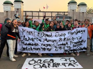 Ratusan Ojol Jaga Wilayah Senayan, Imbau Aksi Berjalan Tertib