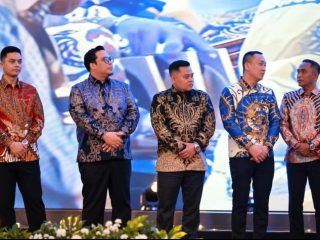 Inovatif dan Inspiratif, Sekcam Kelapa Dua Dwi Chandra Raih Penghargaan Bergengsi